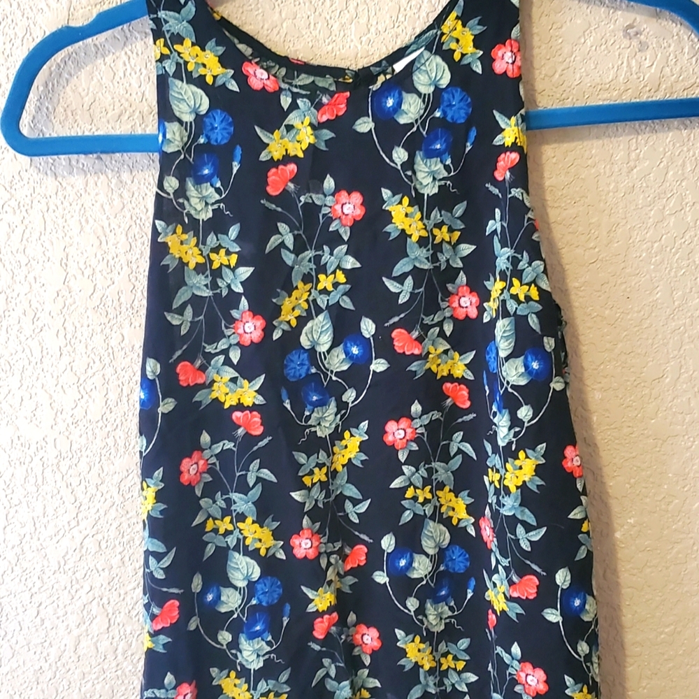 Brand new never worn without tags women's old navy shirt